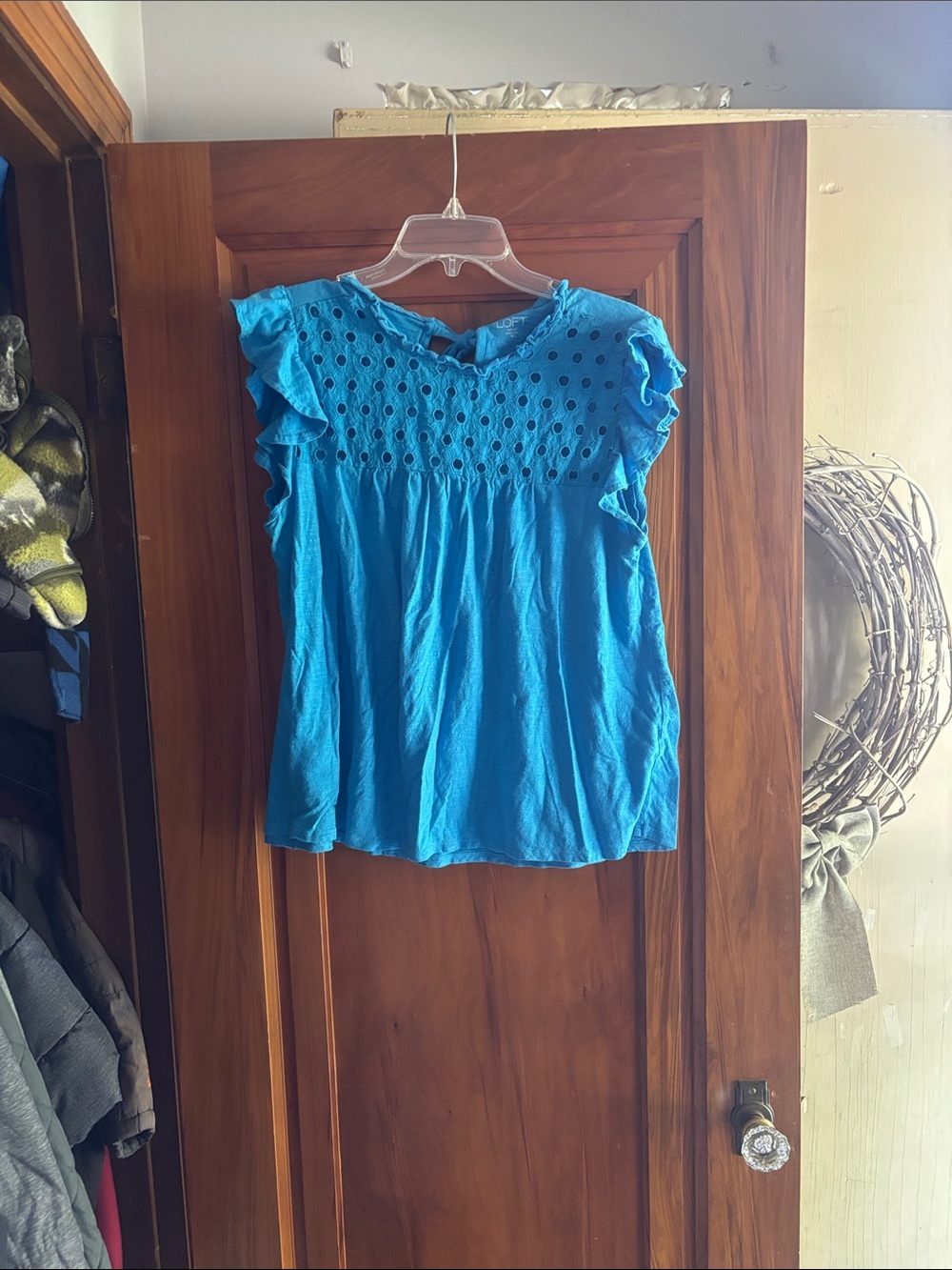 Loft eyelet top!